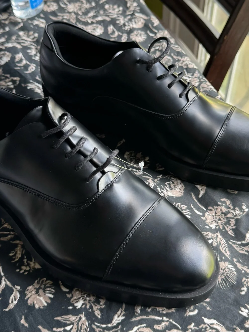 Classic Black Leather Derby Shoes - Timeless Lace-Up Oxfords